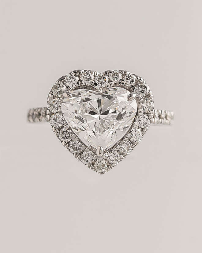 Royal Diamond Heart Ring