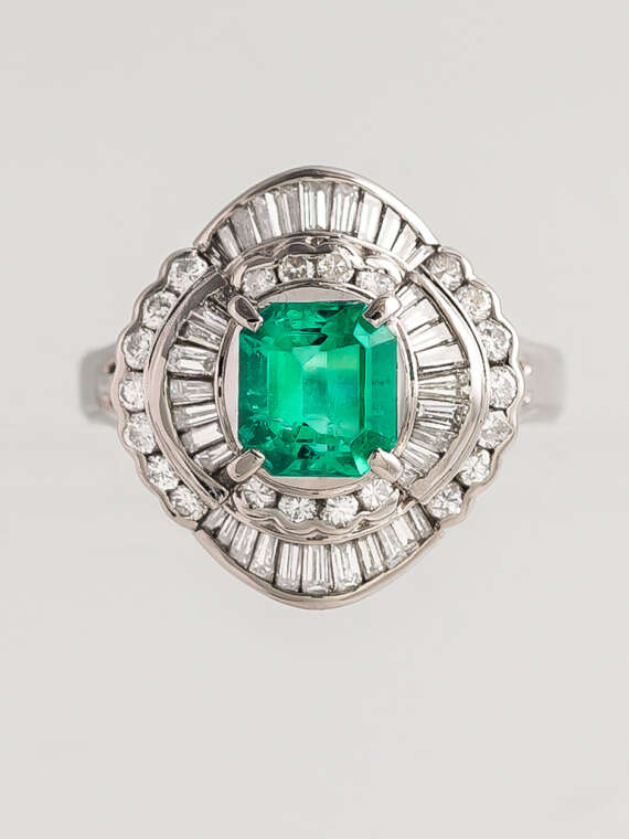 Cushion Emerald Diamond Ring